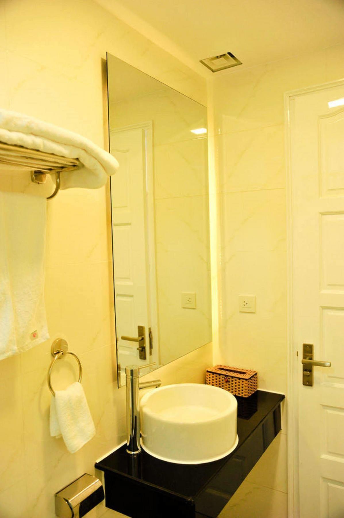 Allure Hotel Thuy Trieu Buitenkant foto