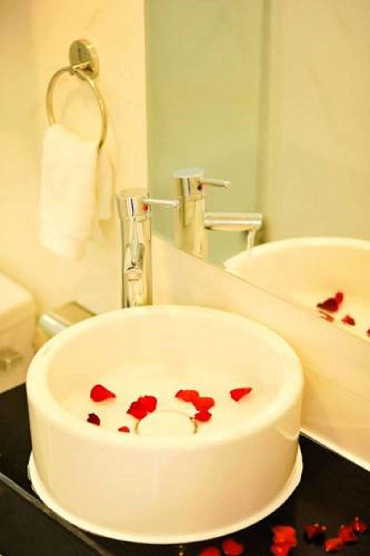 Allure Hotel Thuy Trieu Buitenkant foto
